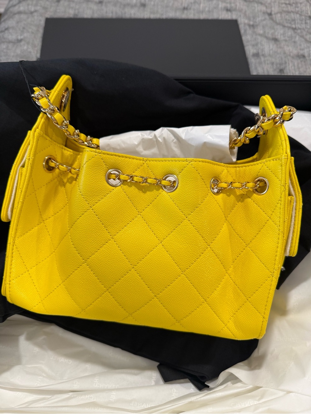 CHANEL Hobo 25 - Yellow. New”””